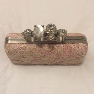 Light Pink Floral Skull Knuckle Clutch 👛✨